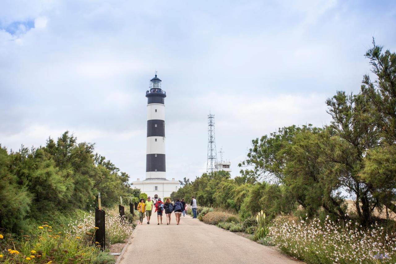 Huttopia Oleron Les Pins Сен-Трожан-ле-Бен Экстерьер фото