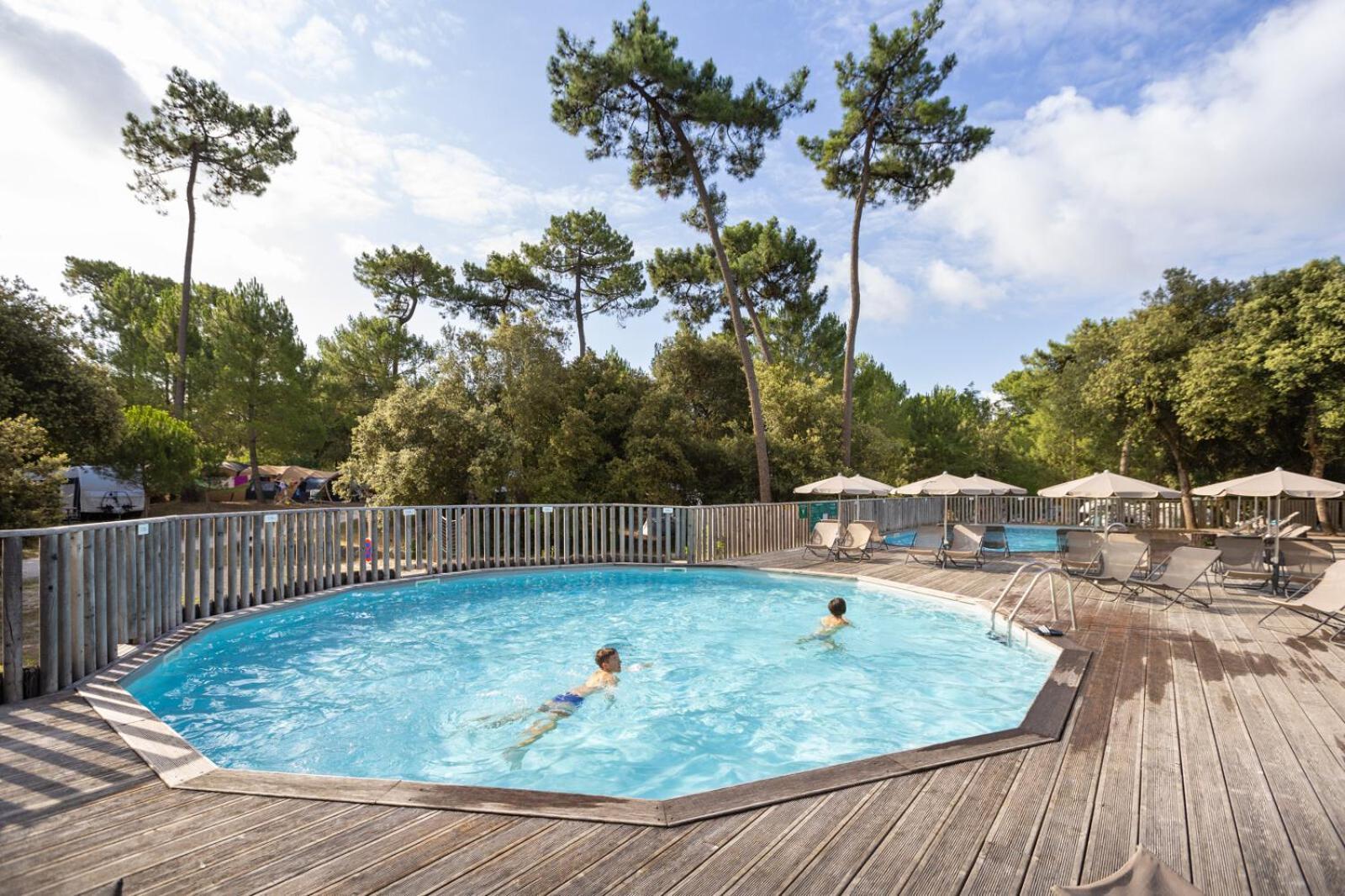Huttopia Oleron Les Pins Сен-Трожан-ле-Бен Экстерьер фото